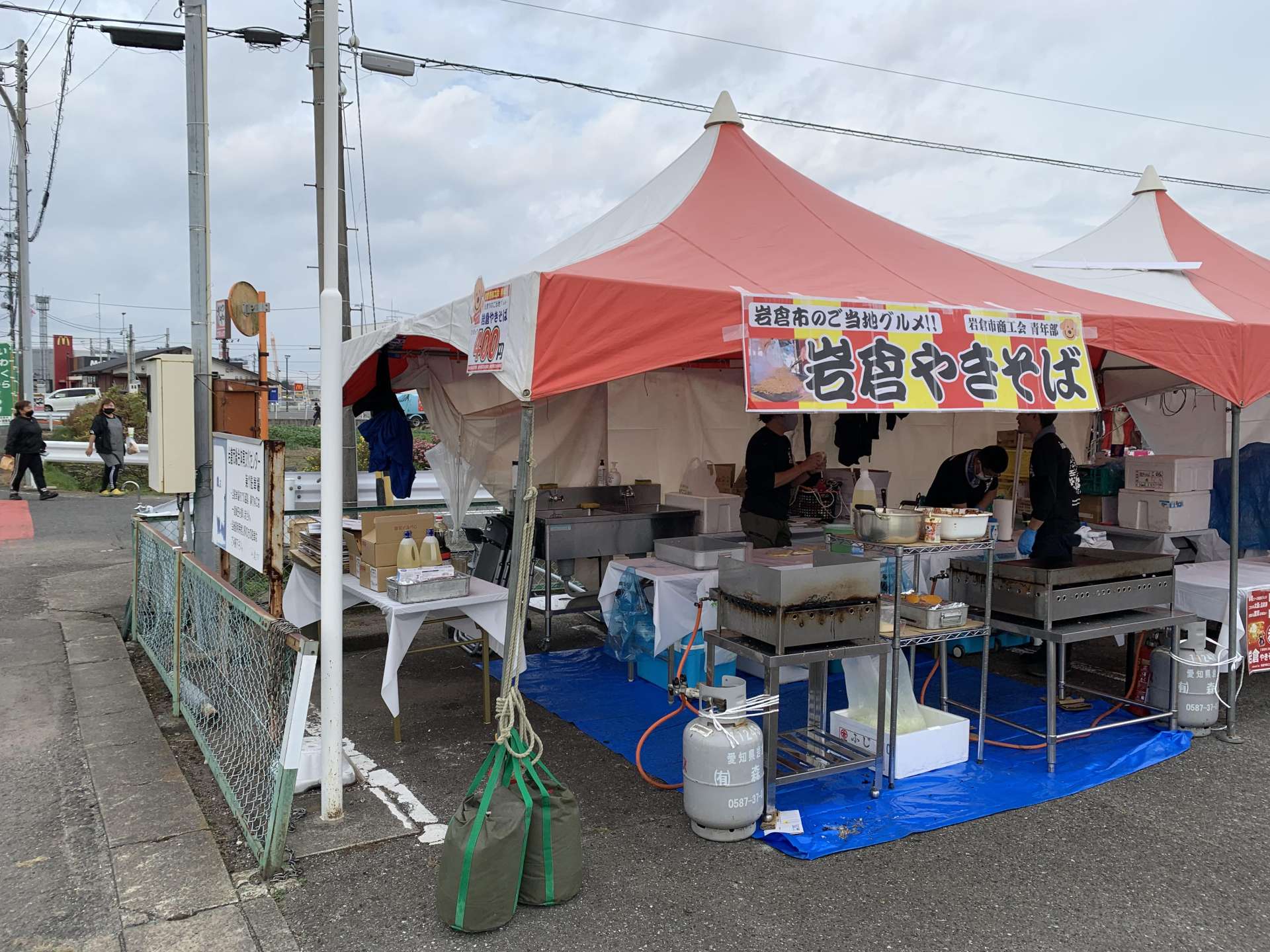 本日ふれあい祭りにて岩倉焼きそばを焼いてきました。